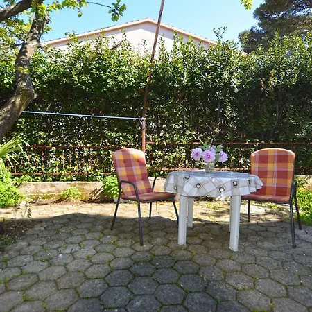 Brigita Gostinjska kuća 3*